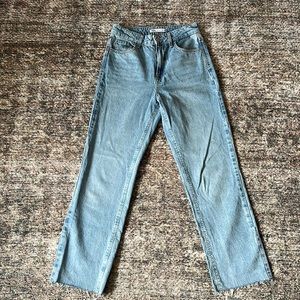 Zara High Rise Straight Jeans Size 4